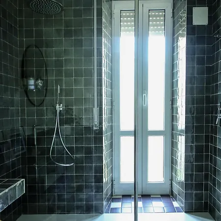 بيت ضيافة Flowers - Ponte Milvio 4*