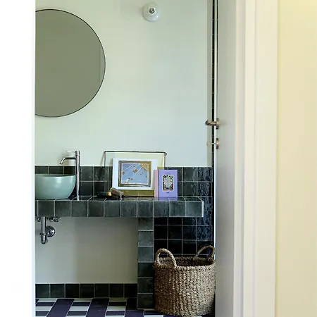 Flowers - Ponte Milvio